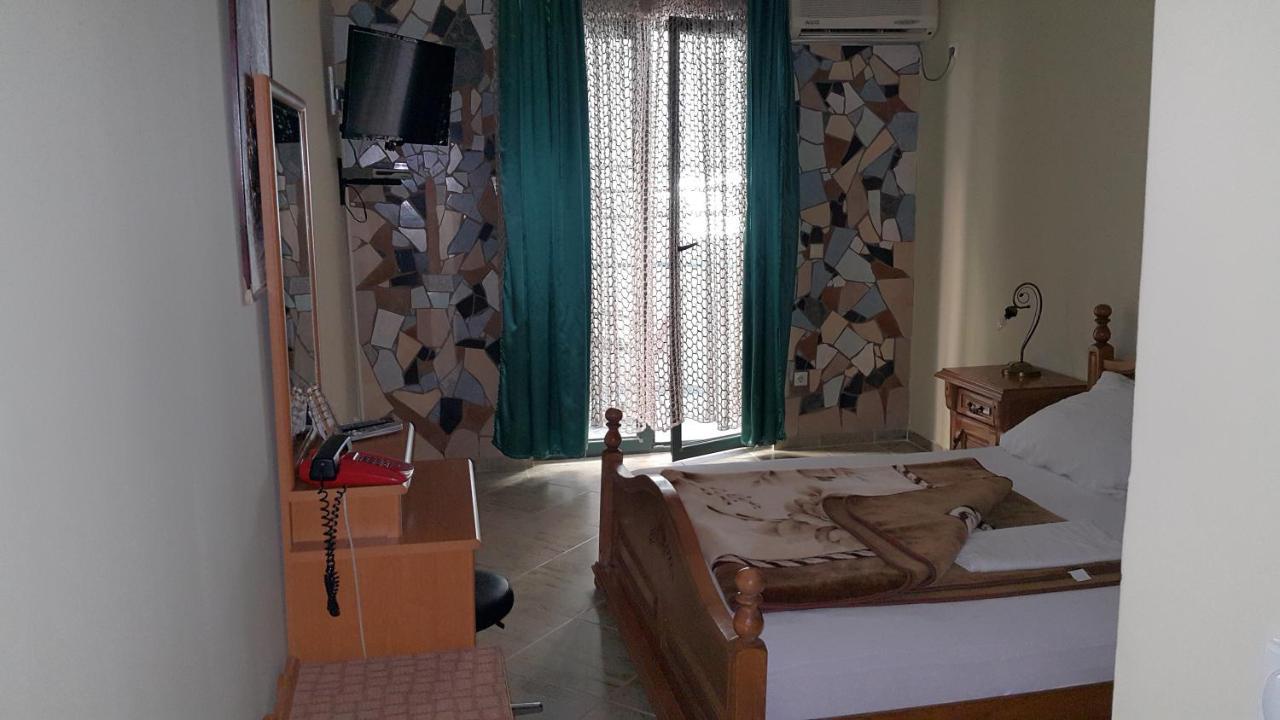 Apartmani Aida Ulcinj Esterno foto