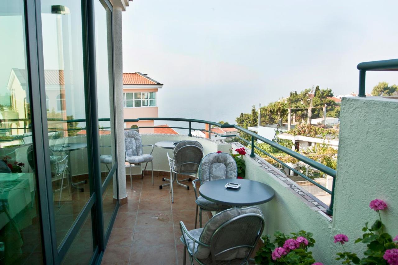 Apartmani Aida Ulcinj Esterno foto