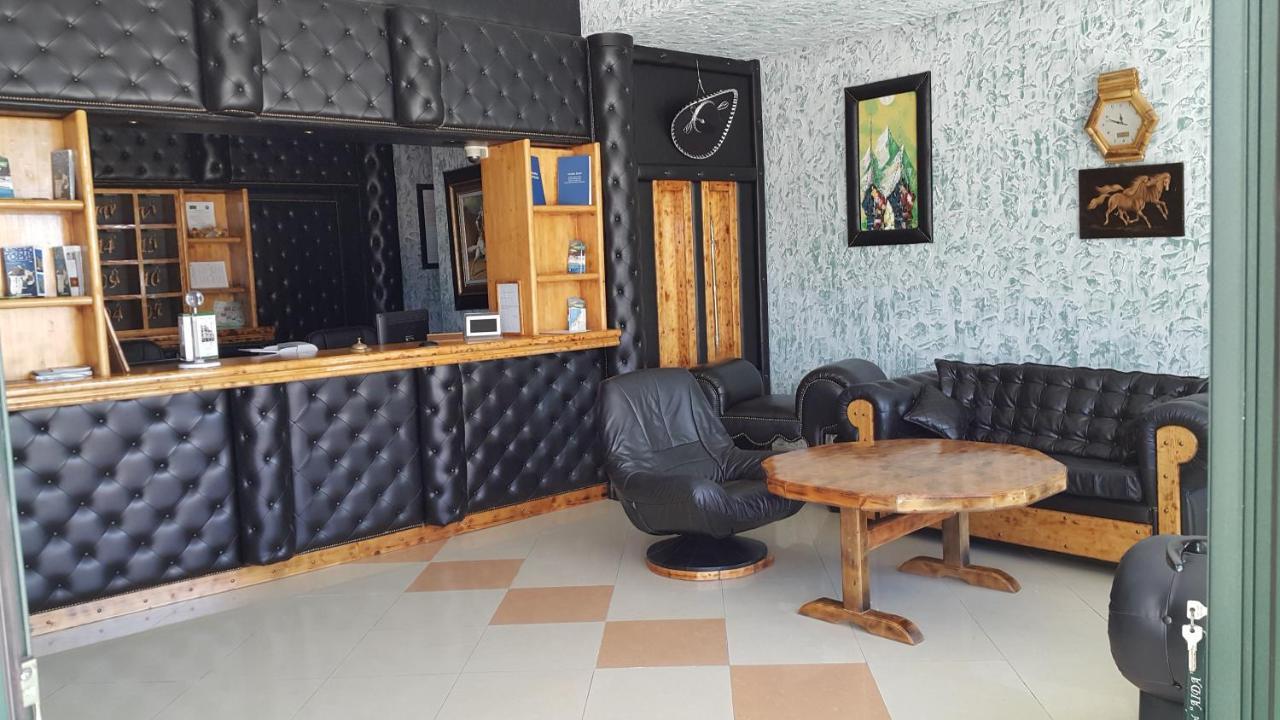 Apartmani Aida Ulcinj Esterno foto