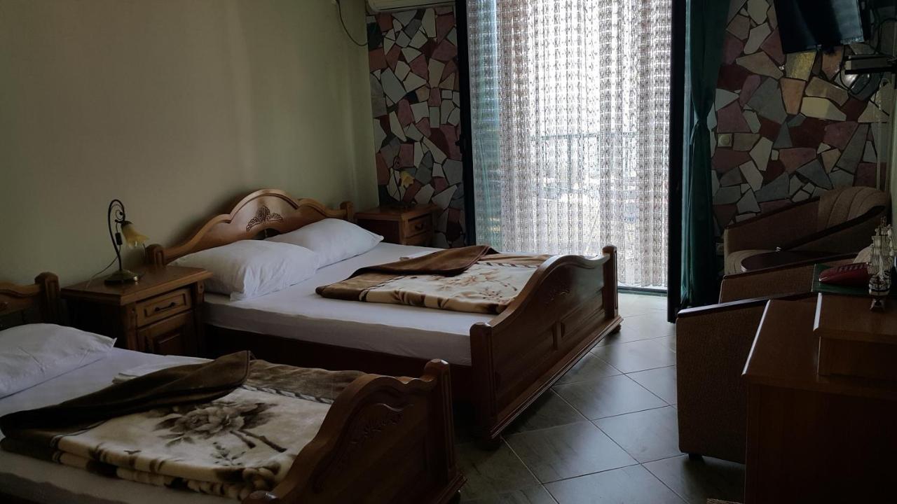 Apartmani Aida Ulcinj Esterno foto